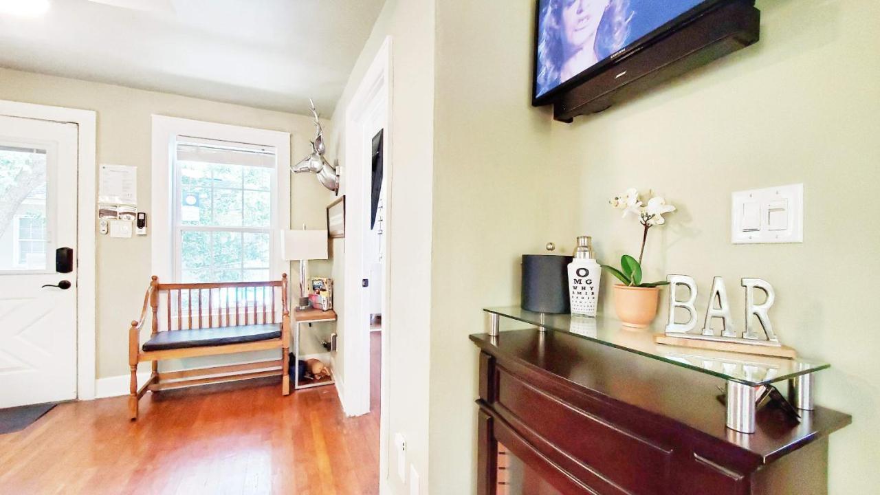 Ut Moody Center Downtown Eco Pecan Tree House Free Wifi Parking Quiet Office