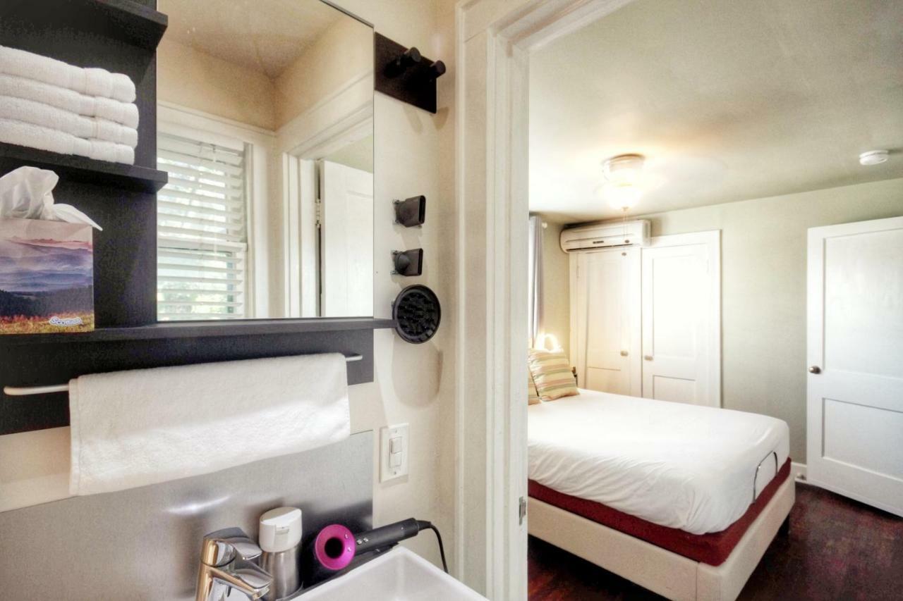 Ut Moody Center Downtown Eco Pecan Tree House Free Wifi Parking Quiet Office Hébergement de vacances *
